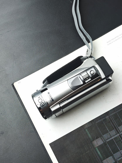 Used JVC GZ-HM199-S Camcorder
