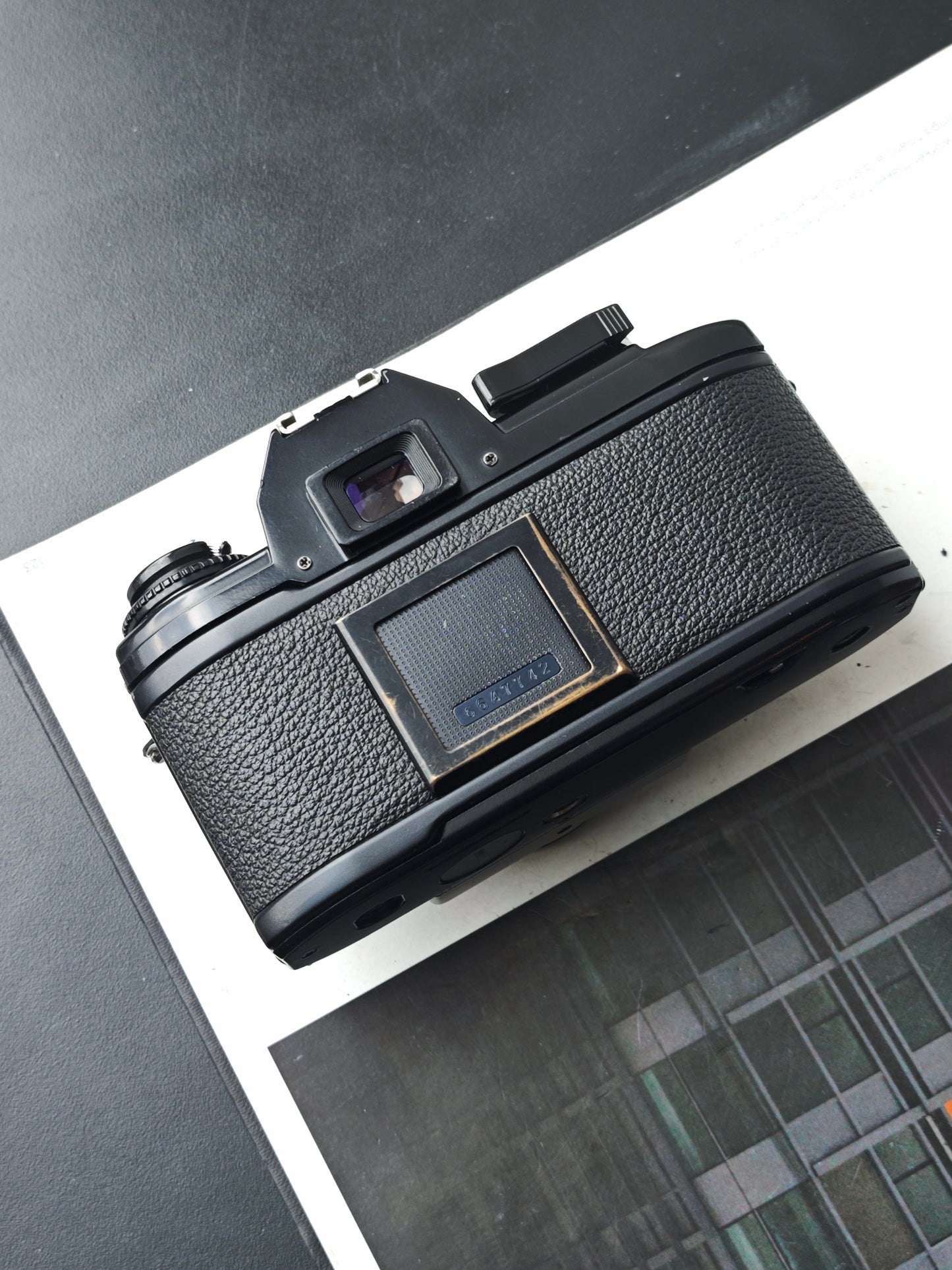 Nikon EM body