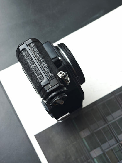 Nikon EM body