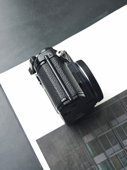 Nikon EM body