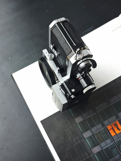 *READ* Nikon F Photomic body (Early model)