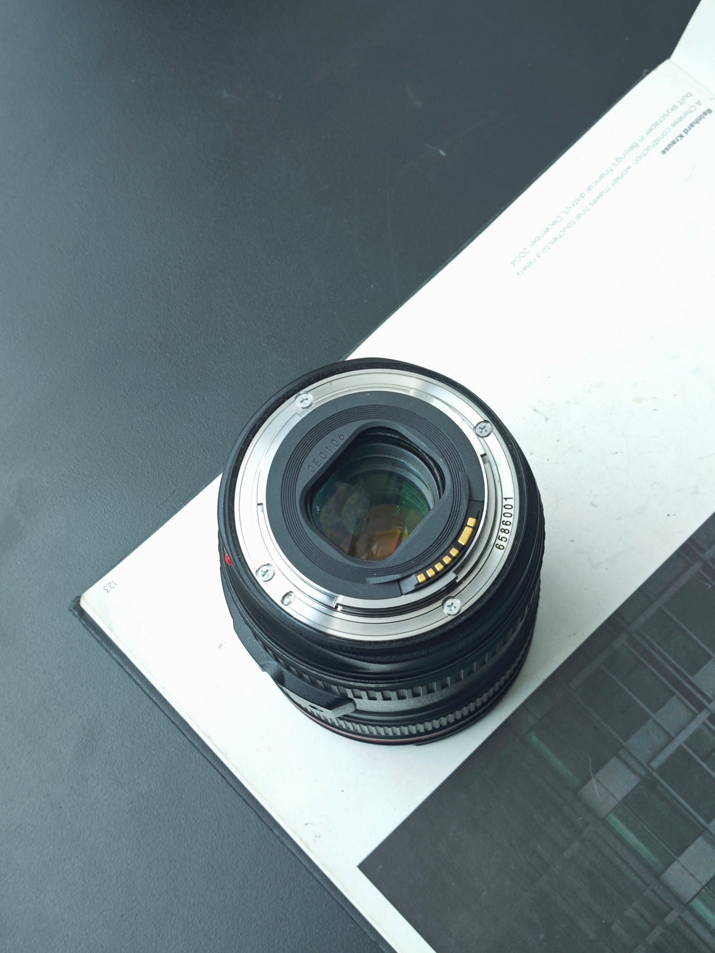 Canon Zoom Lens EF 24-105mm F4 L IS USM #6586001