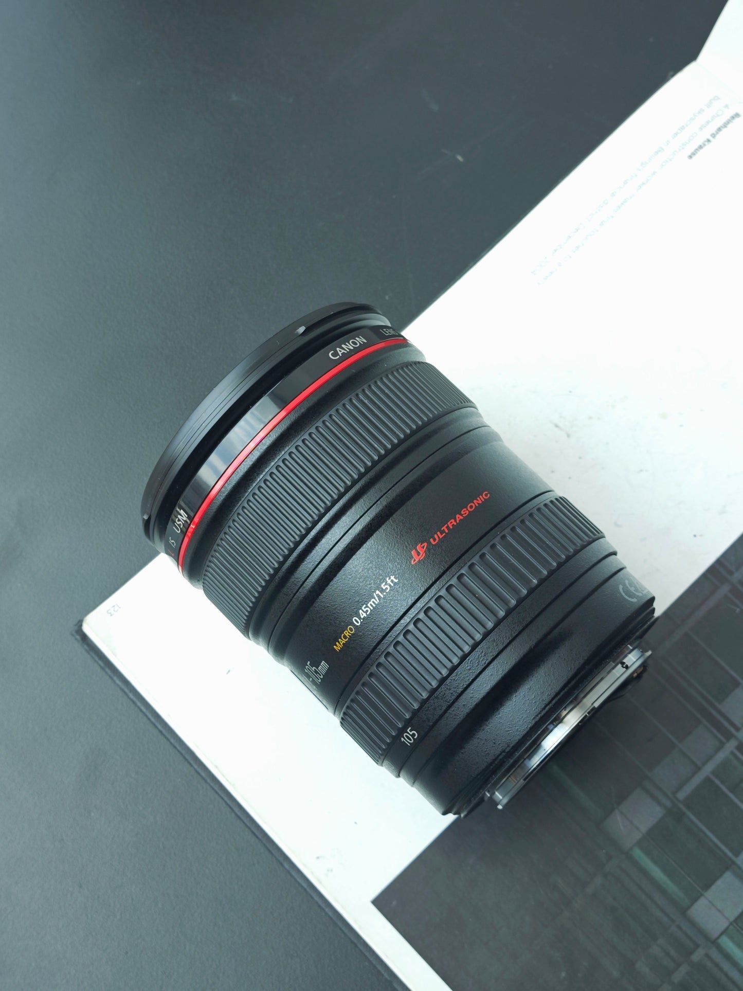 Canon Zoom Lens EF 24-105mm F4 L IS USM #6586001
