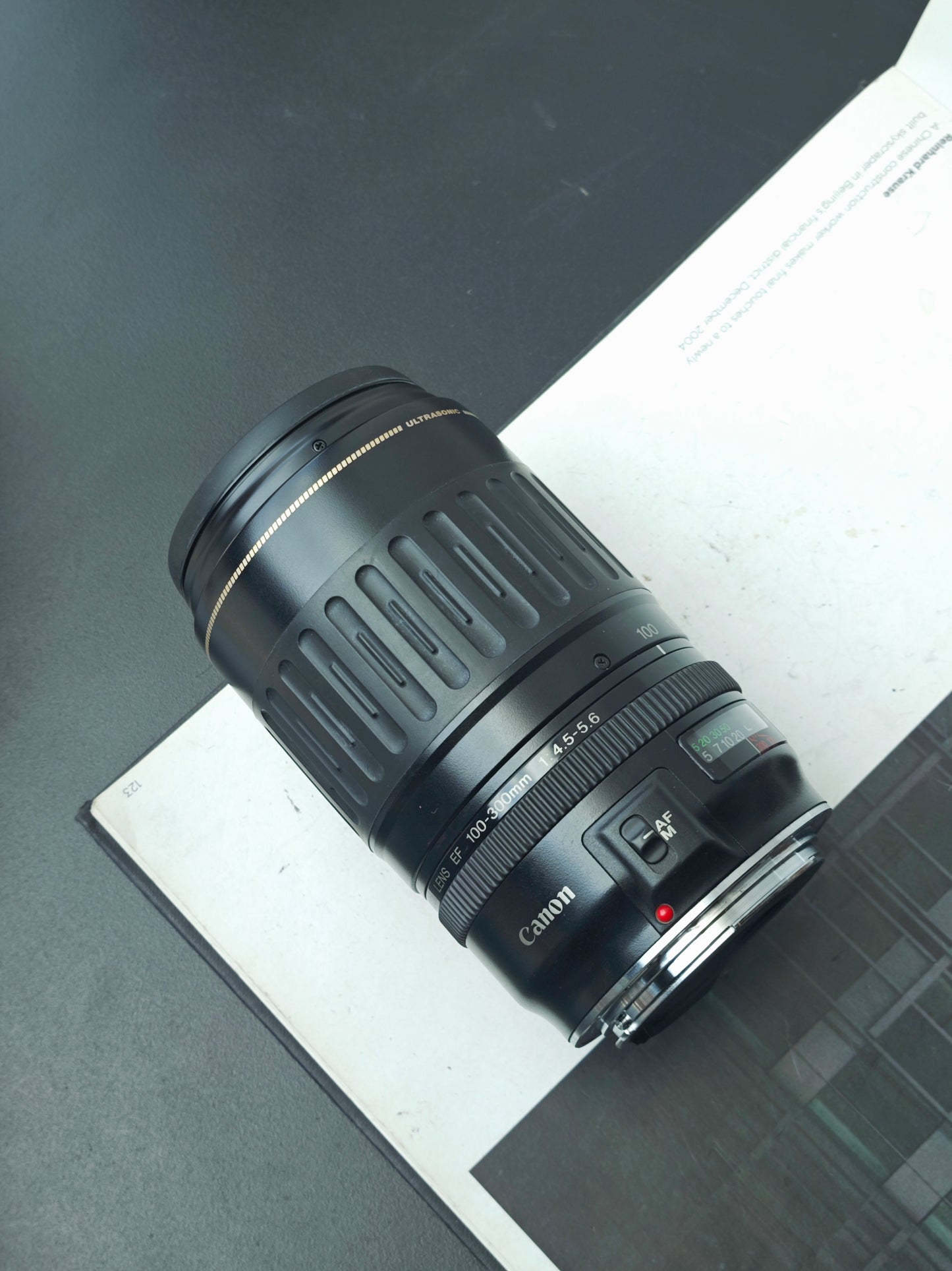 Canon Zoom Lens EF 100-300mm F4.5-5.6 #7501275H