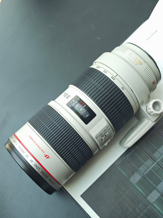 Canon Zoom Lens EF 70-200mm F2.8 L IS USM