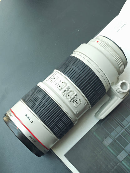 Canon Zoom Lens EF 70-200mm F2.8 L IS USM