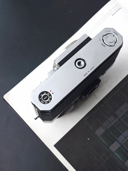 Nikon F Photomic body