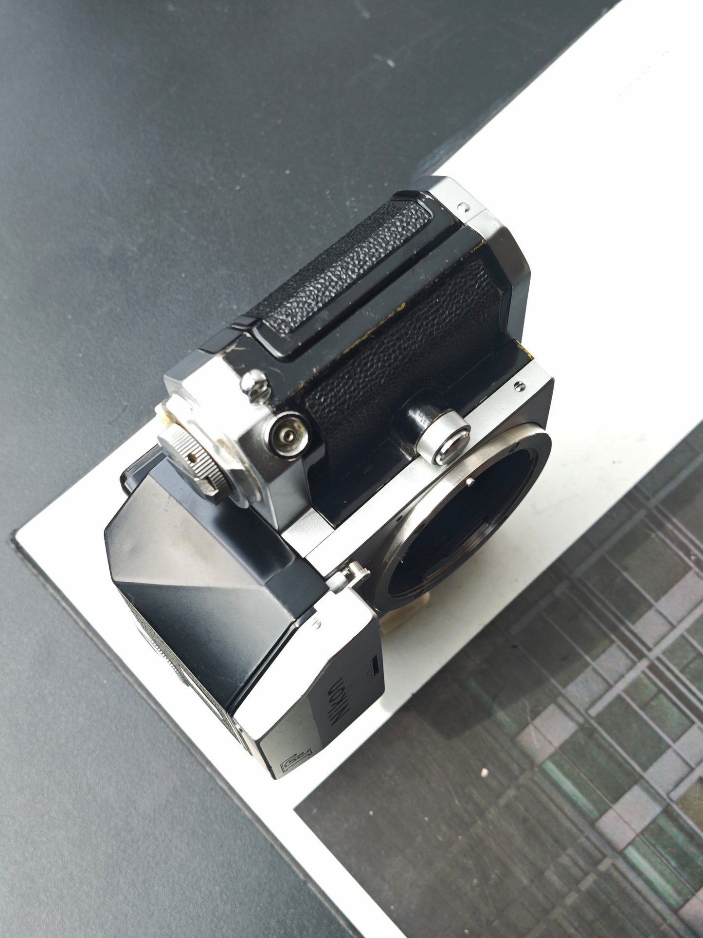 Nikon F Photomic body