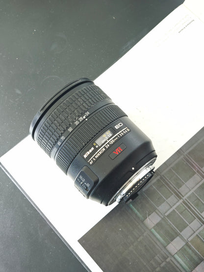 Nikon AF-S Nikkor 24-120mm F3.5-5.6 G ED VR