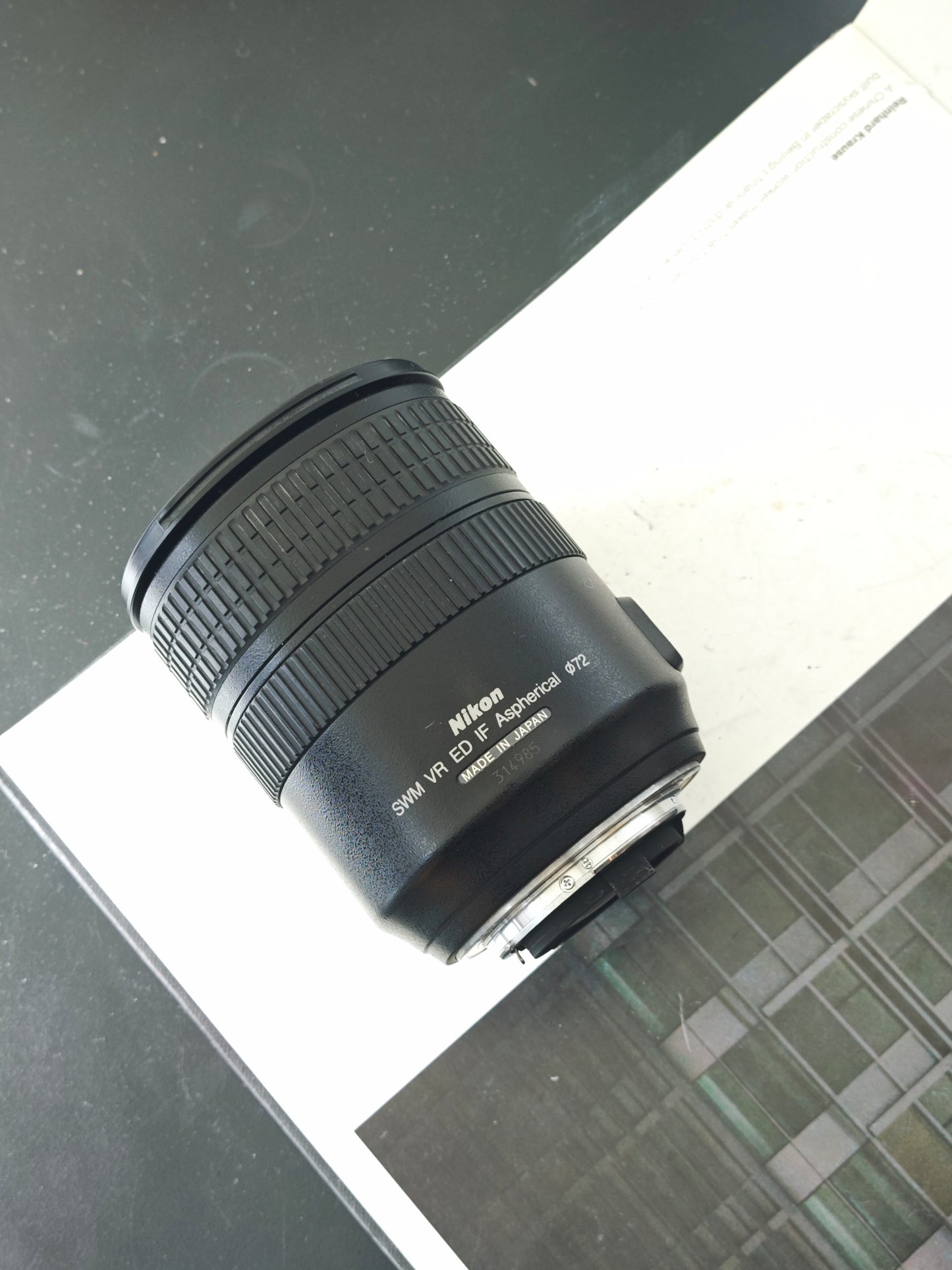 Nikon AF-S Nikkor 24-120mm F3.5-5.6 G ED VR