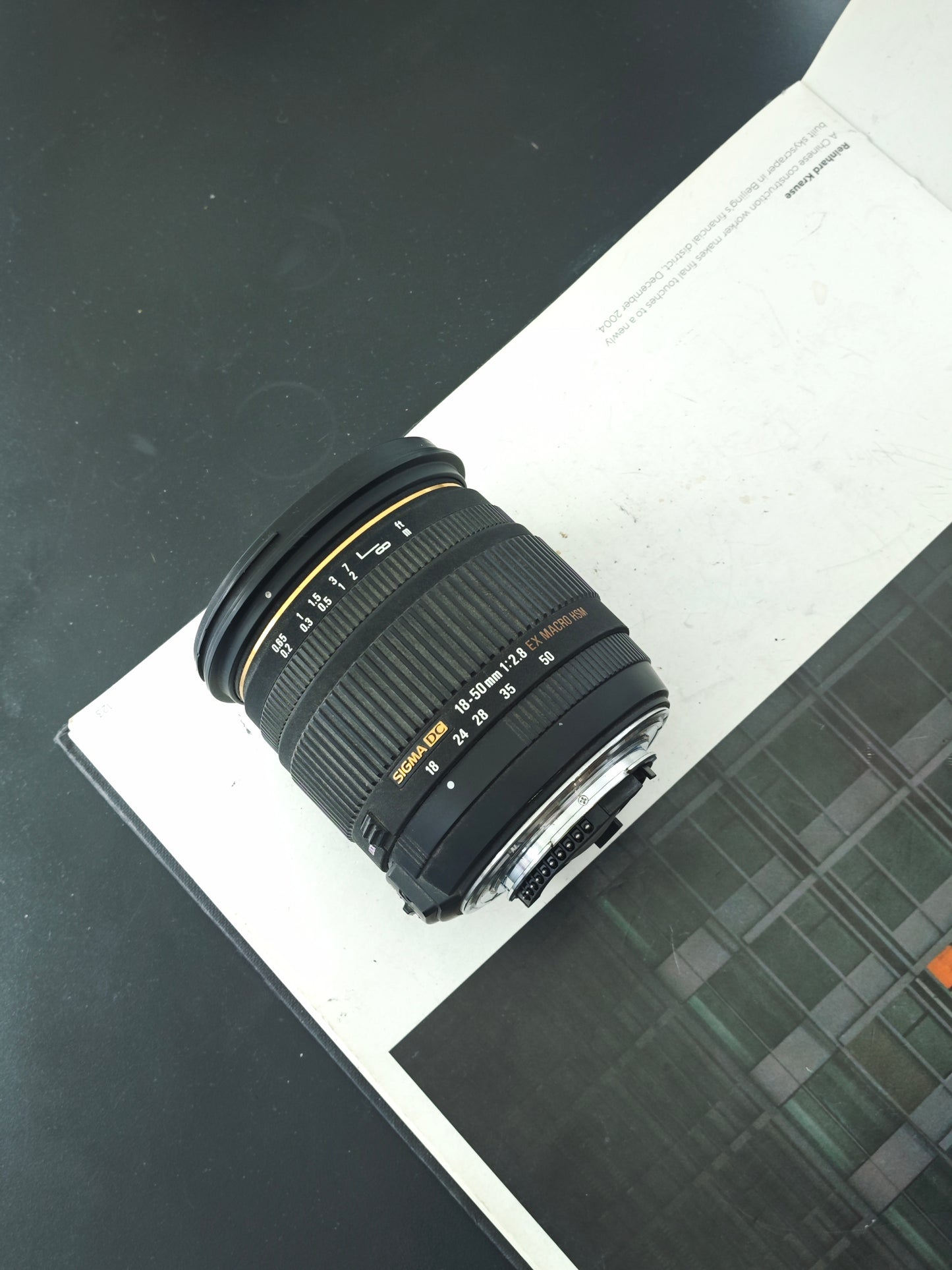 Sigma DC 18-50mm F2.8 EX Macro HSM [F mount]