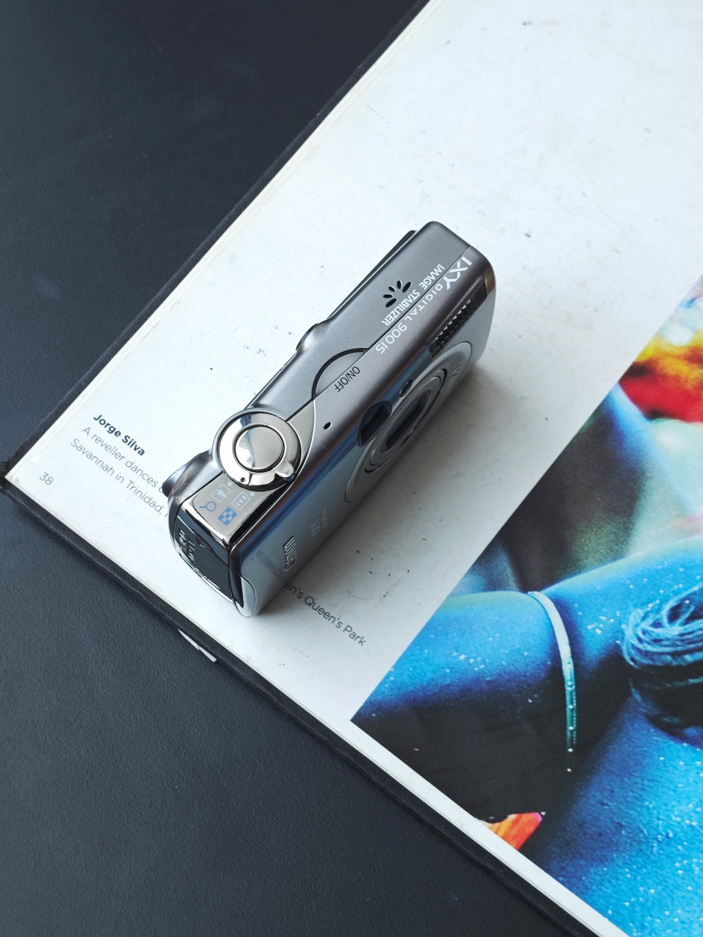 Used Canon IXY Digital 900 IS Digital Camera [with box]