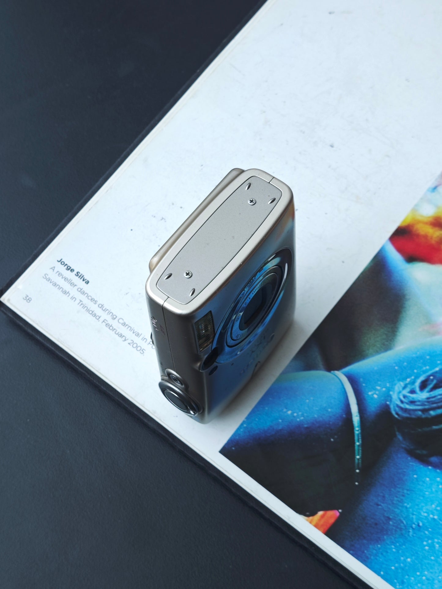 Used Canon IXY Digital 700 Digital Camera [No charger]