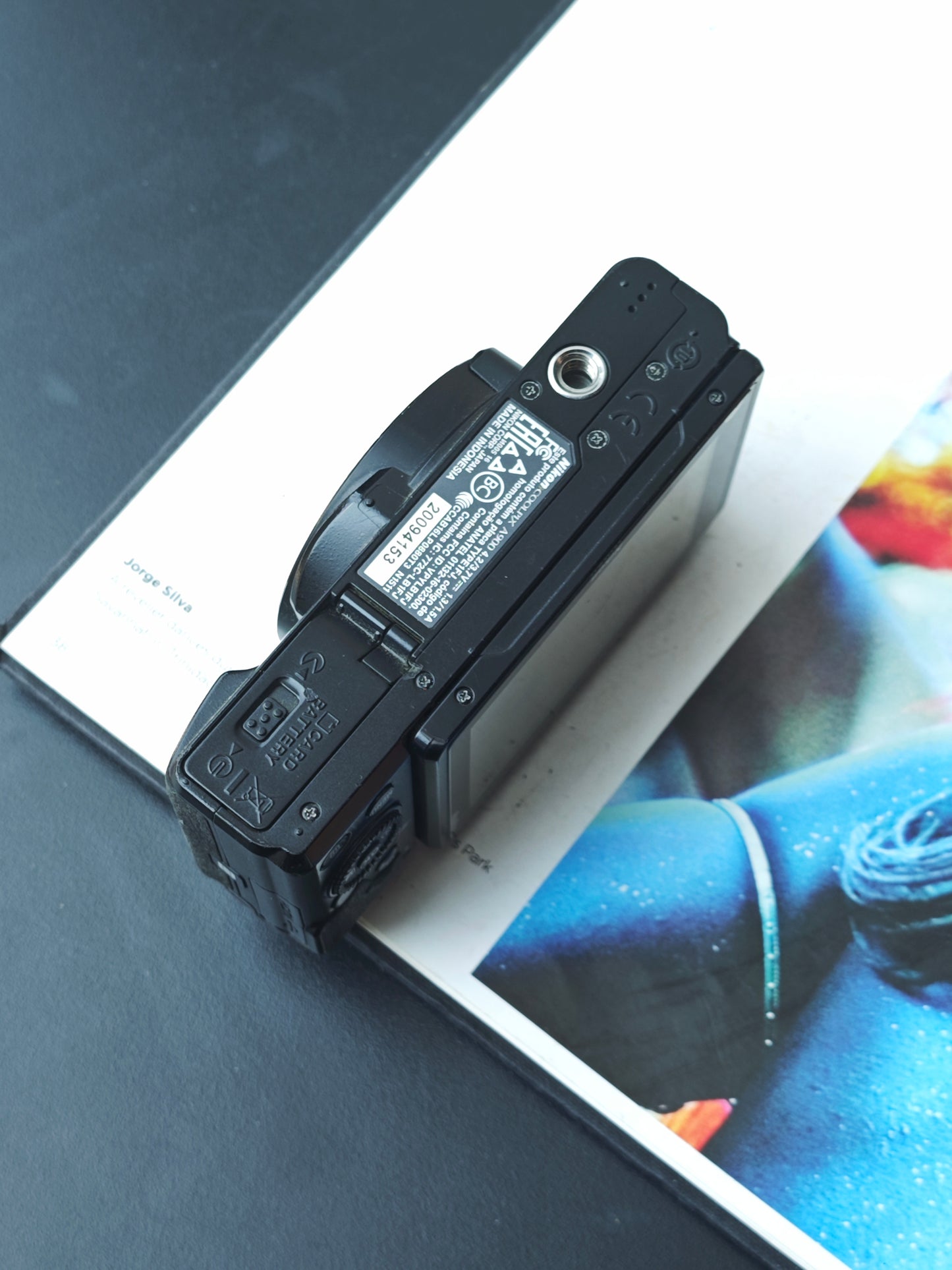 Used Nikon Coolpix A900 Digital Camera [No charger]