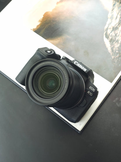 Used Canon EOS R10 with RF-S 18-150mm F3.5-6.3 IS STM Kit [with box] Shutter Count <1000