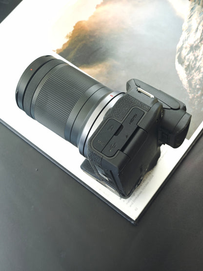 Used Canon EOS R10 with RF-S 18-150mm F3.5-6.3 IS STM Kit [with box] Shutter Count <1000