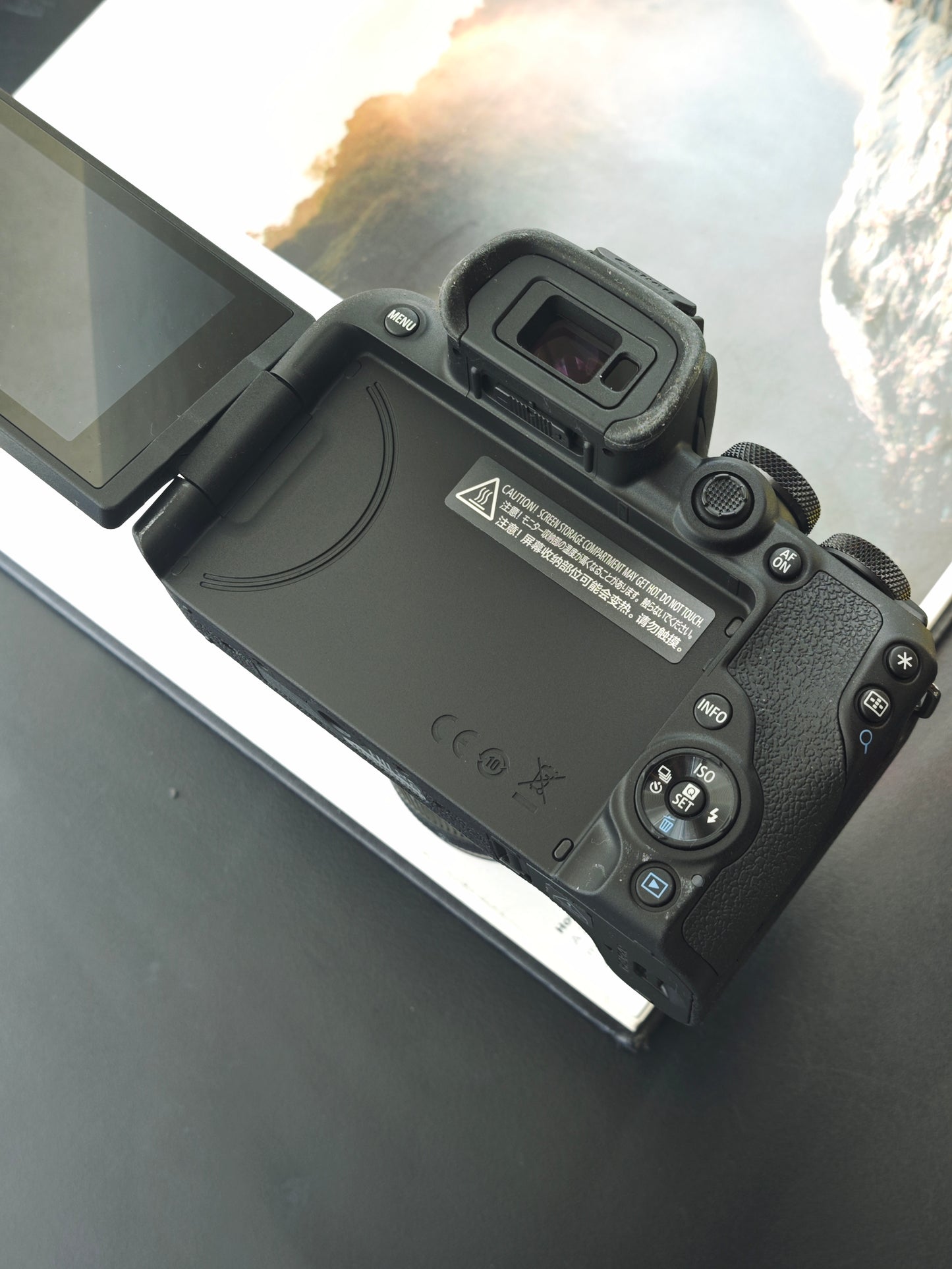 Used Canon EOS R10 with RF-S 18-150mm F3.5-6.3 IS STM Kit [with box] Shutter Count <1000