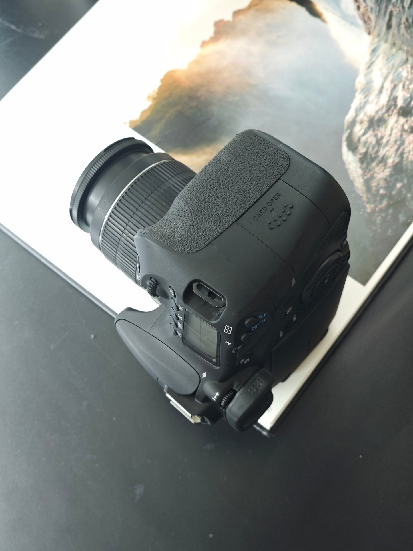 Used Canon EOS 60D with EF-S 18-55mm F3.5-5.6 IS II [with box] Shutter Count 11151