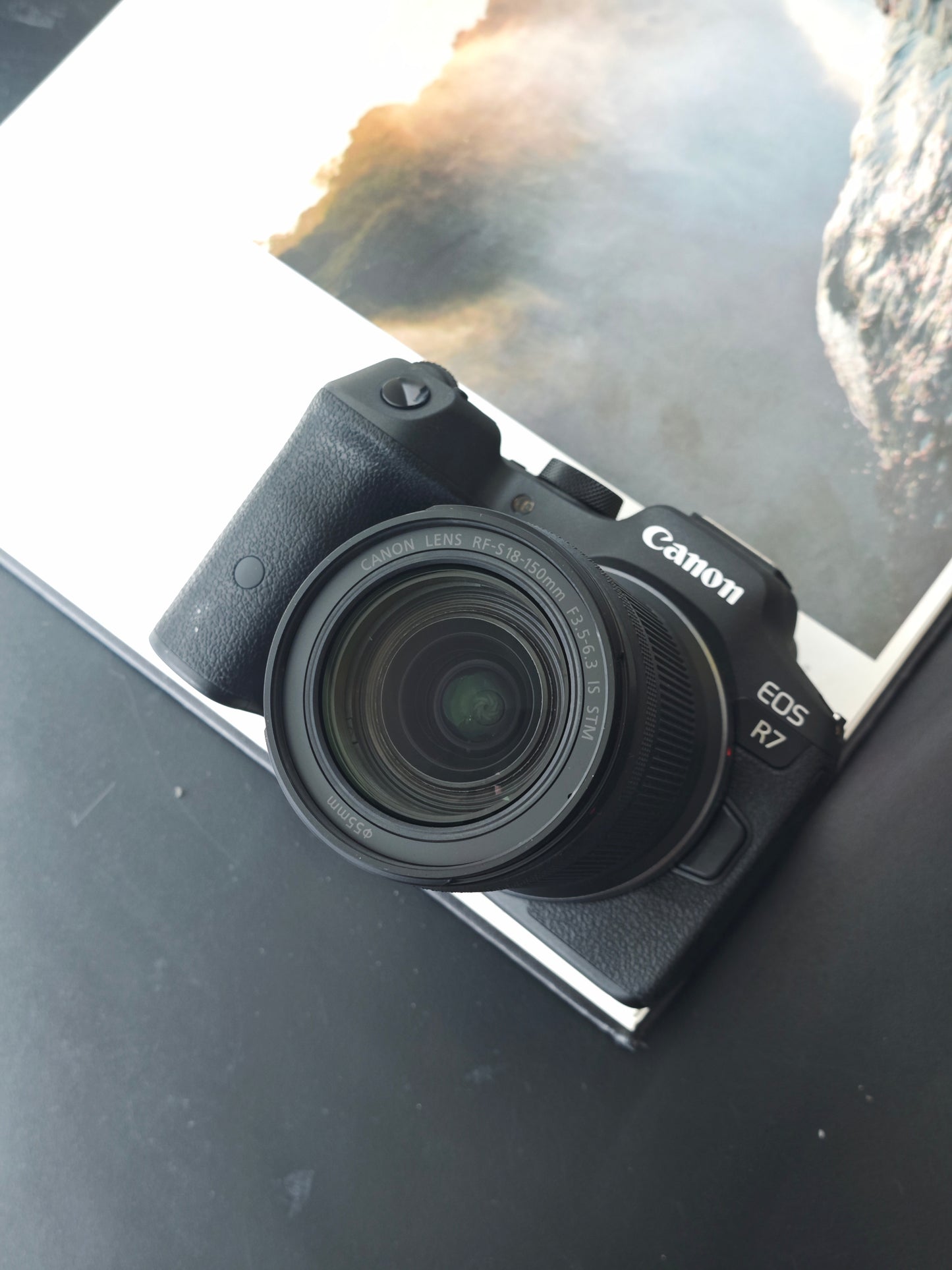 Used Canon EOS R7 with RF-S 18-150mm F3.5-6.3 IS STM [with box] Shutter Count <1000