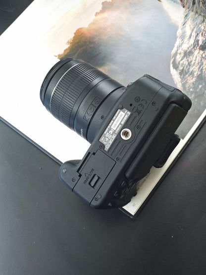 Used Canon EOS Kiss X6i with EF-S 18-55mm F3.5-5.6 IS II [No charger]