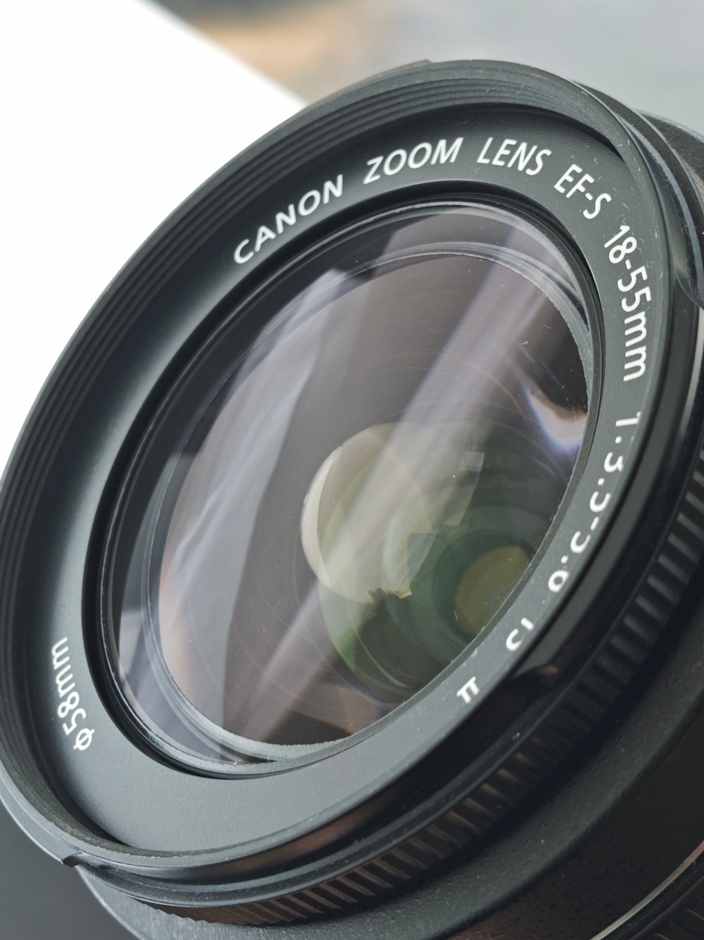 Used Canon EOS Kiss X6i with EF-S 18-55mm F3.5-5.6 IS II [No charger]