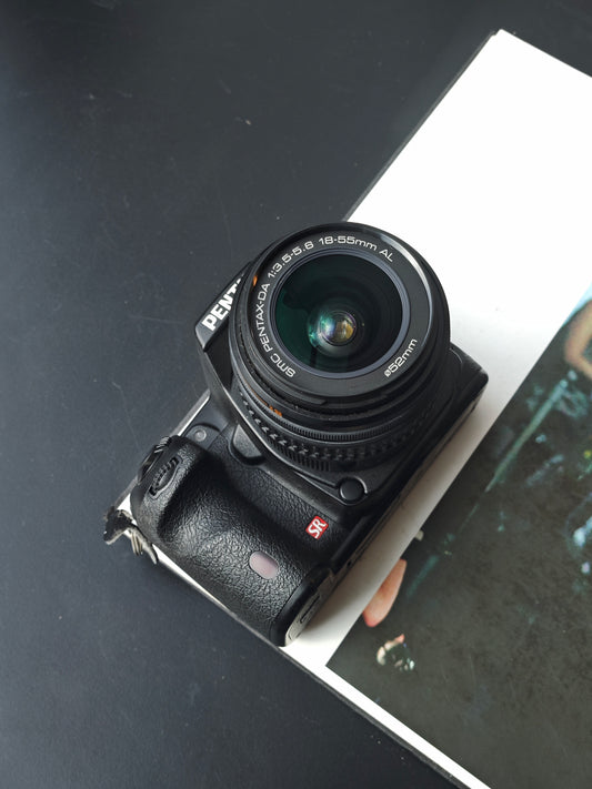 Used Pentax K-7 with SMC Pentax-DA 18-55mm F3.5-5.6 AL Digital Camera [No charger]