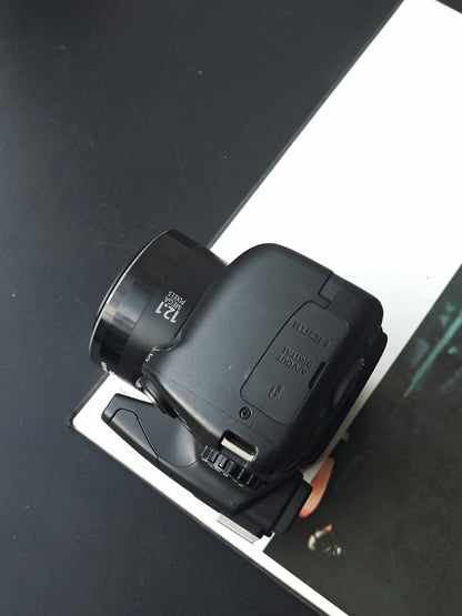 Used Canon PowerShot SX50 HS Digital Camera [No charger]