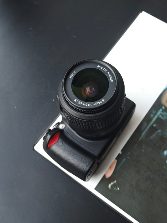 *READ* Used Nikon D60 with Nikon DX AF-S Nikkor 18-55mm F3.5-5.6 G