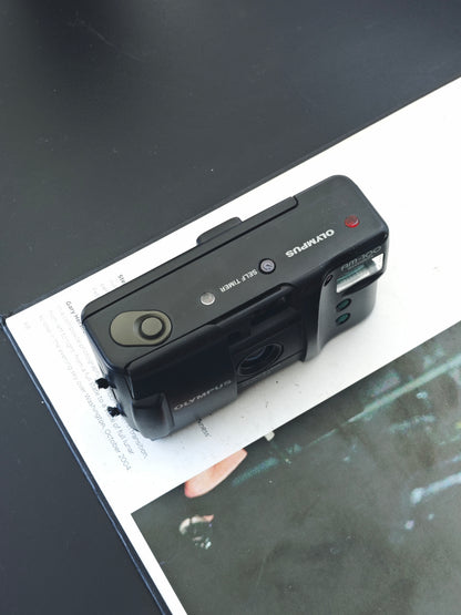 Olympus AM-100 Quartz Date #1205692