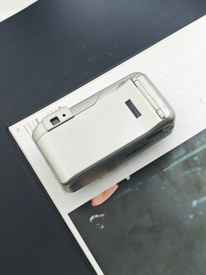 Minolta 110 Zoom Date