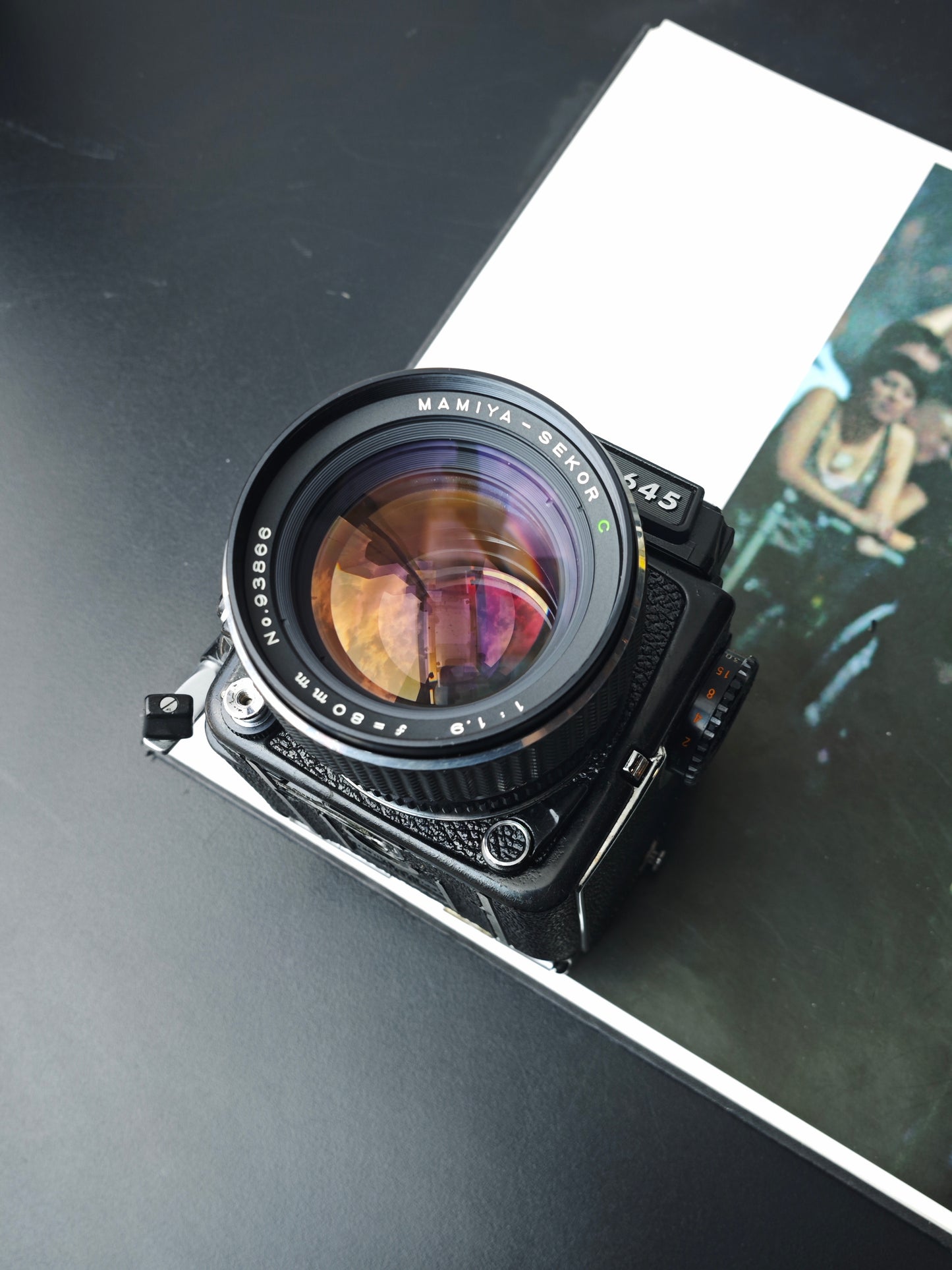 Mamiya M645 1000S with Mamiya-Sekor C 80mm F1.9