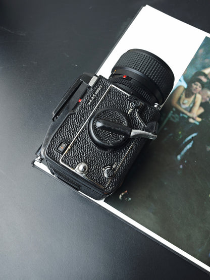 Mamiya M645 1000S with Mamiya-Sekor C 80mm F1.9