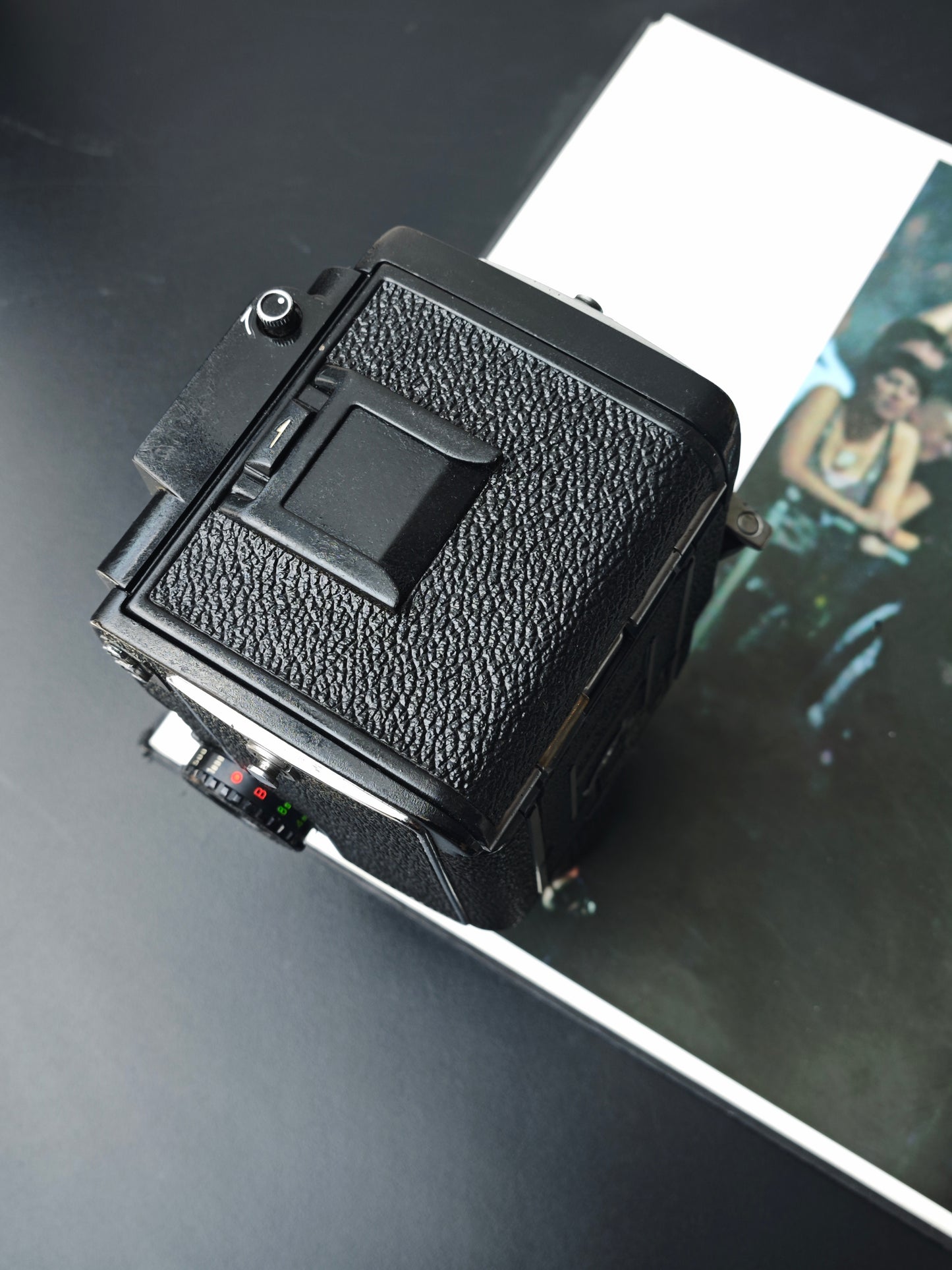 Mamiya M645 1000S with Mamiya-Sekor C 80mm F1.9