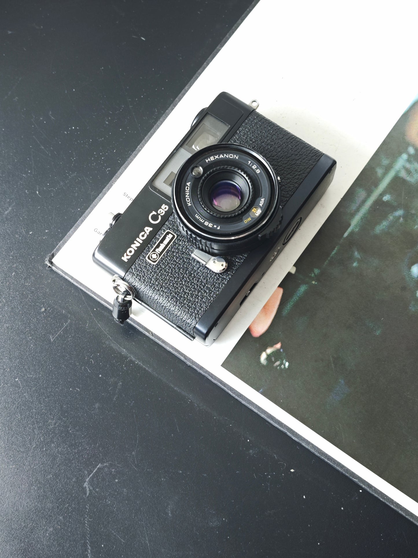 Konica C35 Flashmatic black