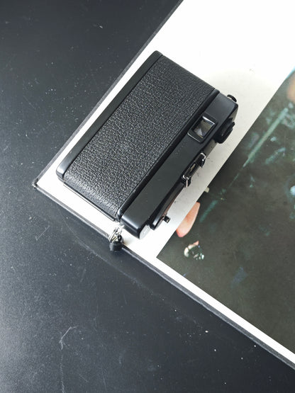 Konica C35 Flashmatic black
