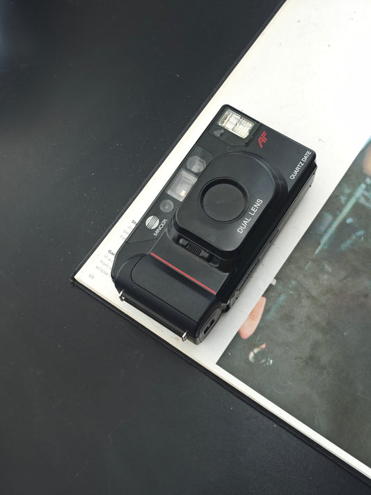 Minolta MAC-DUAL Quartz Date #74111160