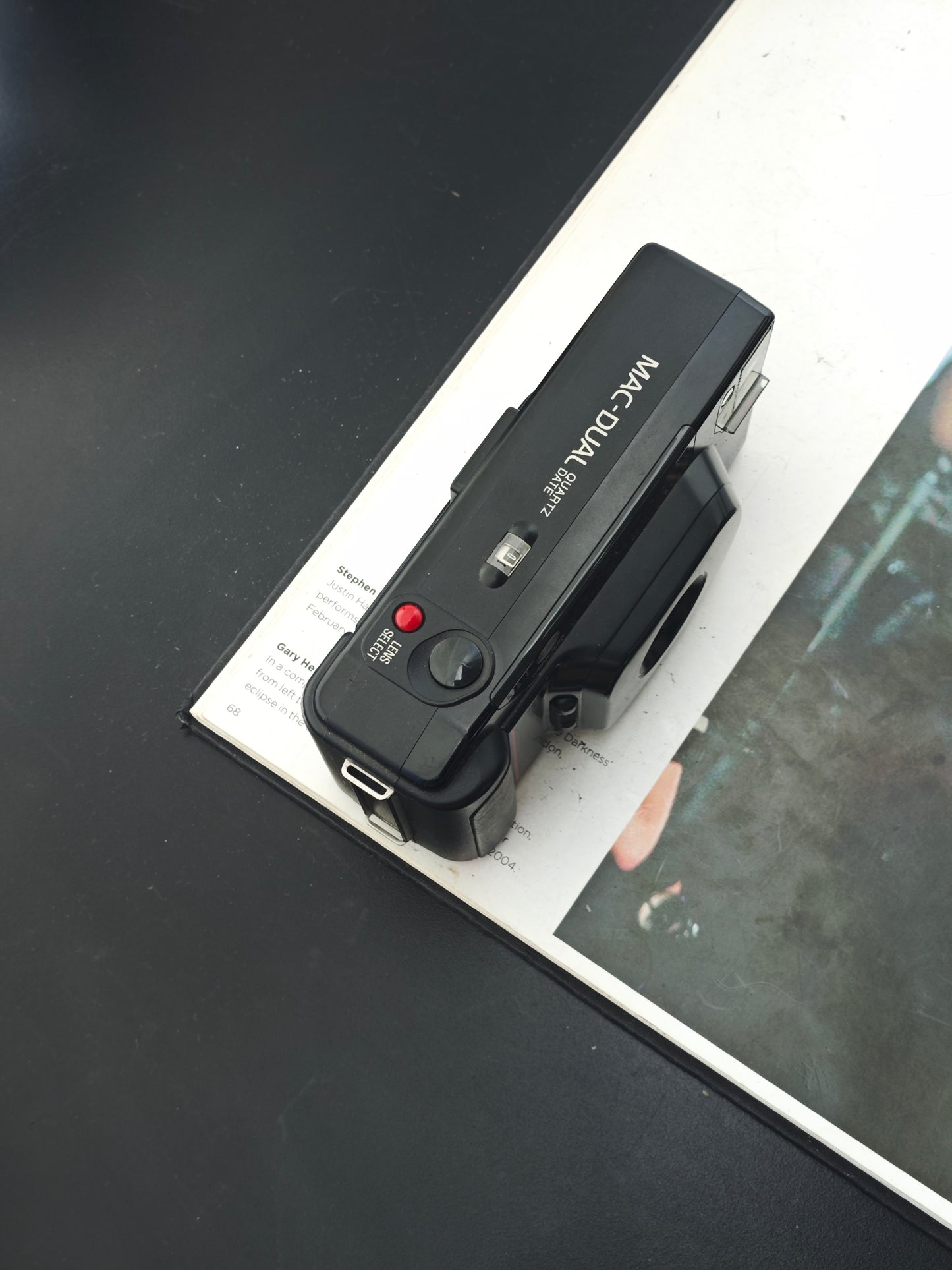 Minolta MAC-DUAL Quartz Date #74111160