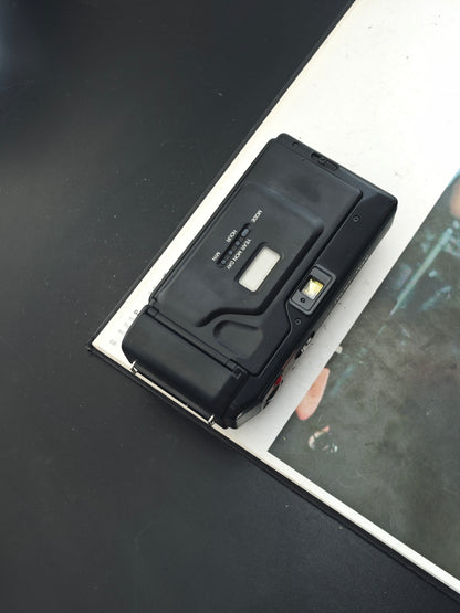 Minolta MAC-DUAL Quartz Date #74111160