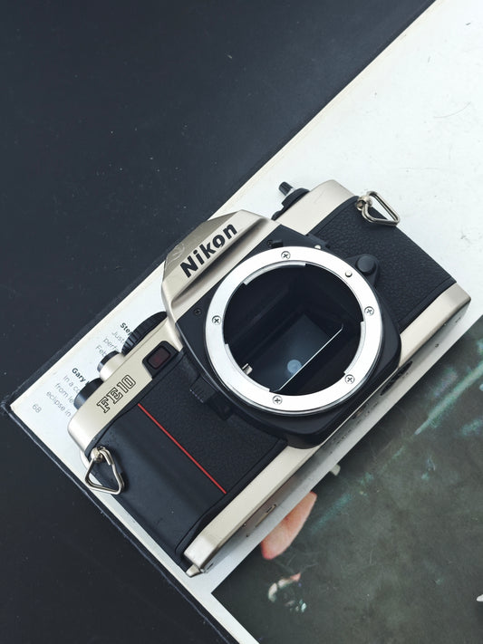 Nikon FE10 body