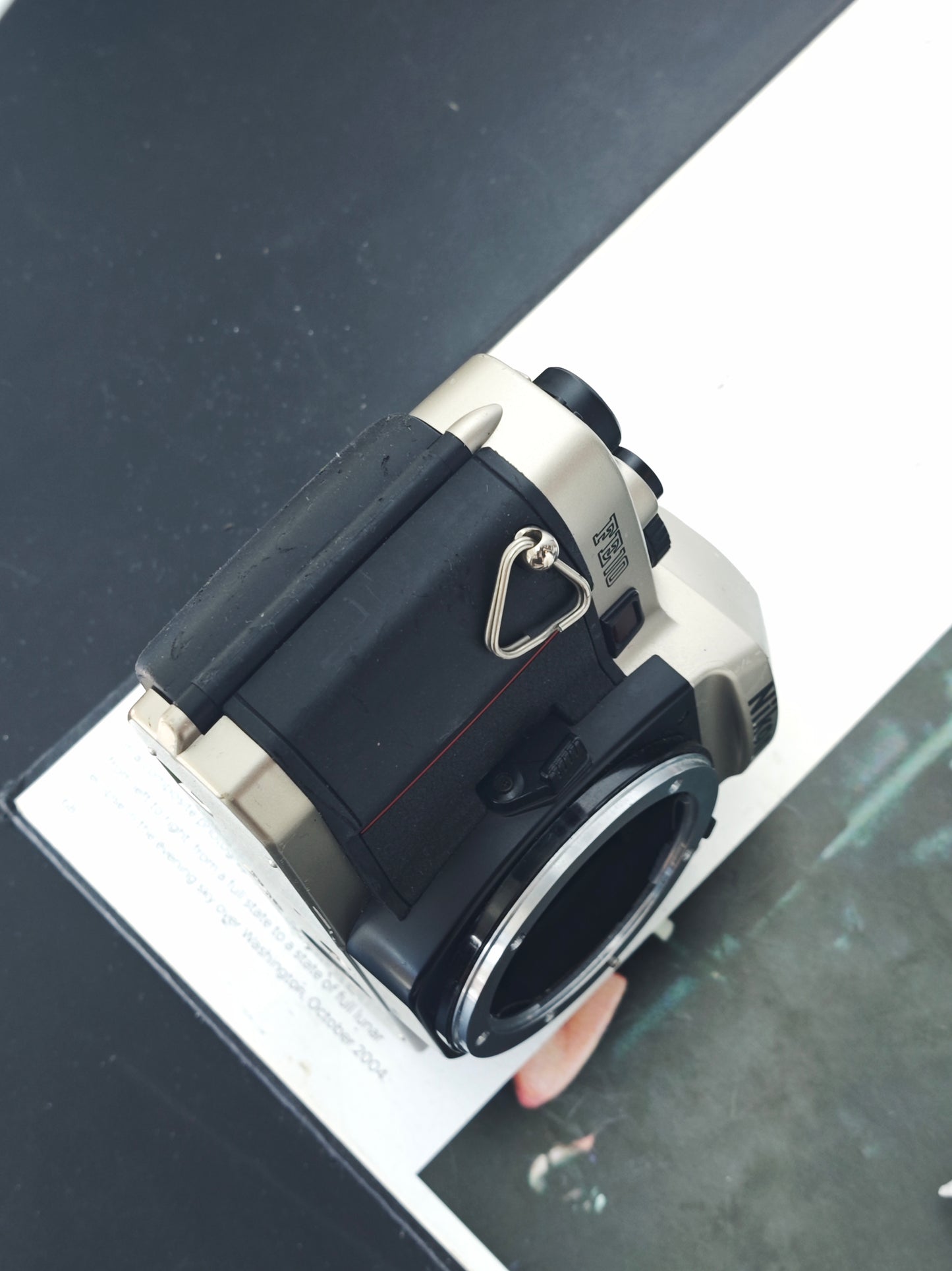 Nikon FE10 body