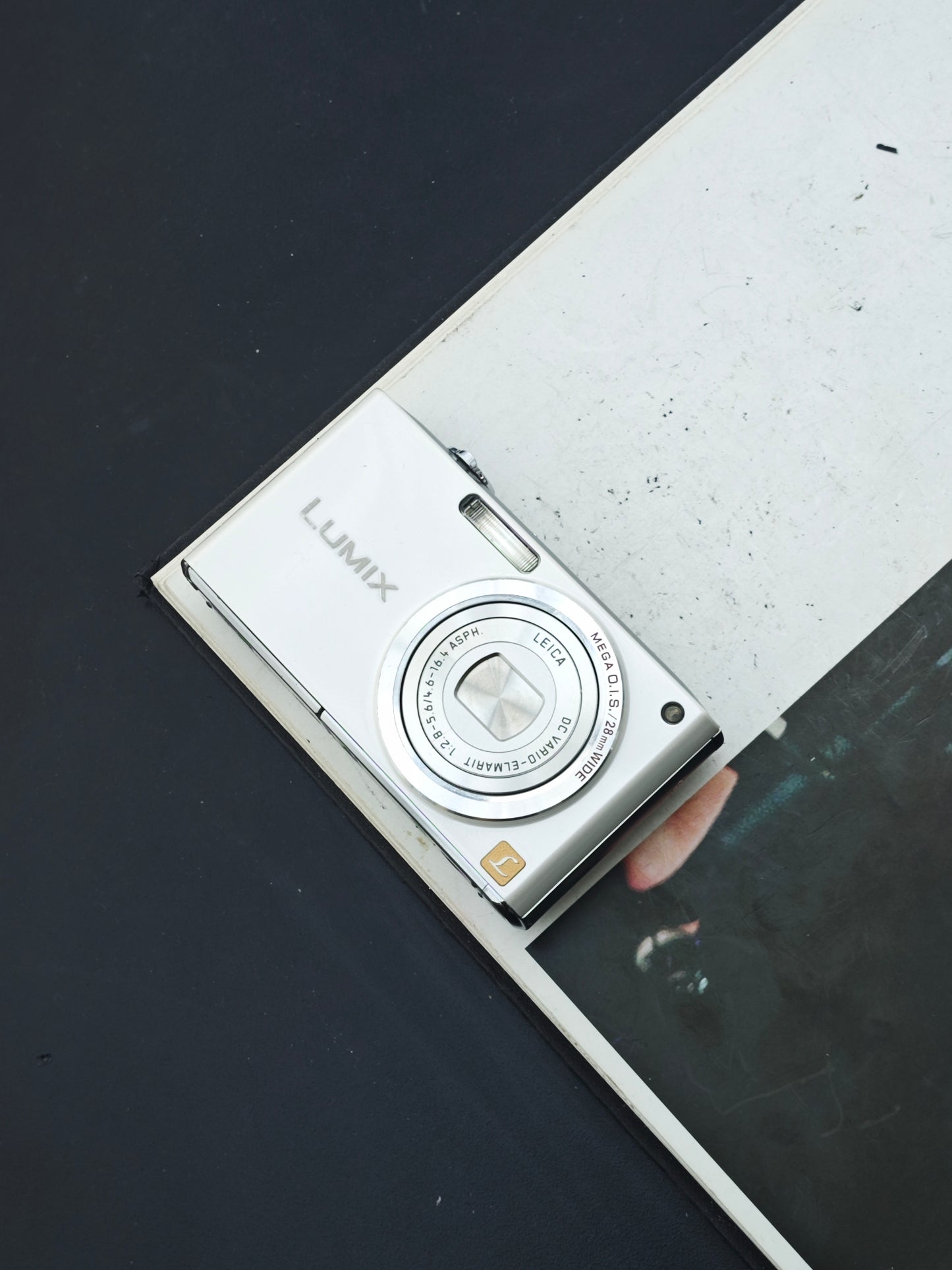 Used Panasonic Lumix DMC-FX33 Digital Camera [No charger]