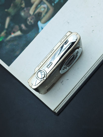 Used Casio EXILIM EX-Z400 gold Digital Camera [No charger]