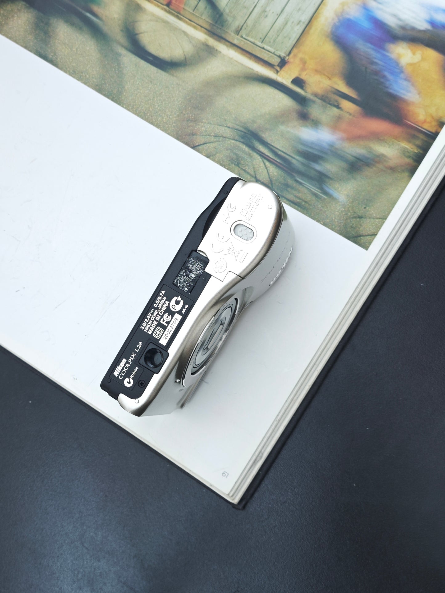 Used Nikon Coolpix L28 silver Digital Camera [with box]