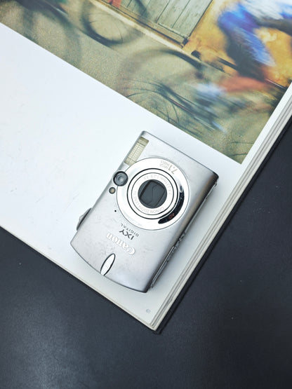Used Canon IXY Digital 600 Digital Camera [with box]