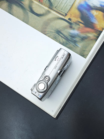 Used Canon IXY Digital 600 Digital Camera [with box]