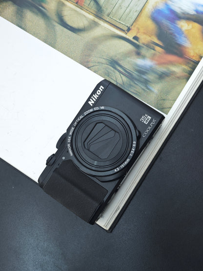 Used Nikon Coolpix A900 Digital Camera [No charger]