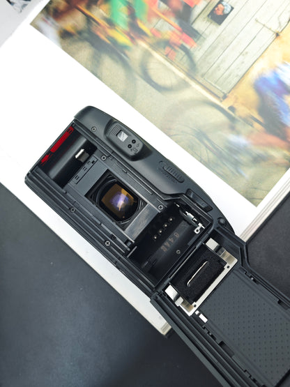 Nikon Zoom 700 VR QD