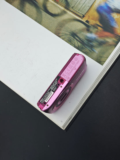 Used Nikon Coolpix S3700 pink Digital Camera [No charger]
