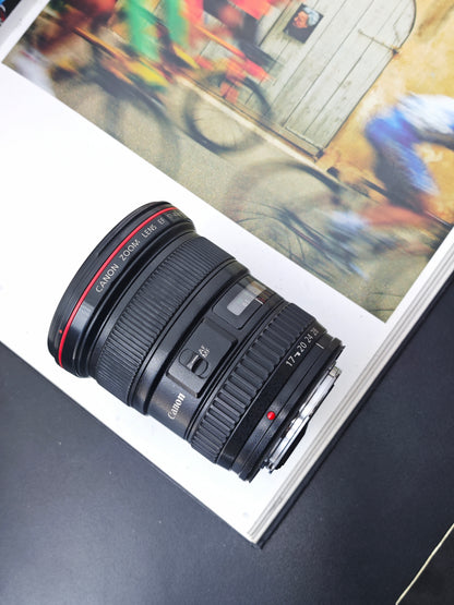 *READ* Canon Zoom Lens EF 17-40mm F4 L USM