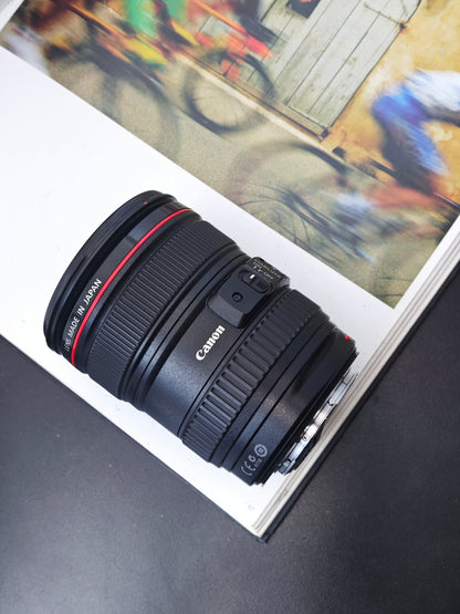 Canon Zoom Lens EF 24-105mm F4 L IS USM #4950788